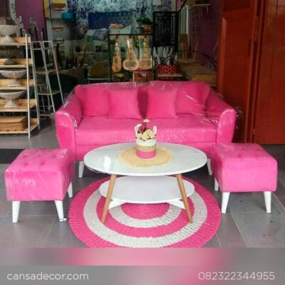Sofa-Set-Ruang-Tamu-Retro-Minimalis-untuk-Ruangan-kecil-b-4,7-b