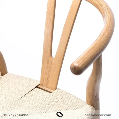 Kursi Makan Sederhana Wishbone Terbaru