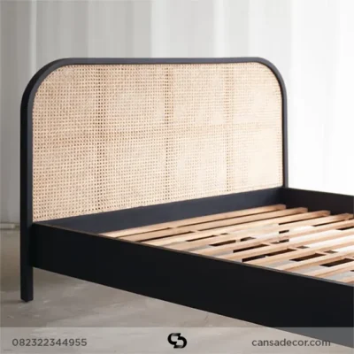 Ranjang Kayu Minimalis Luna makasar