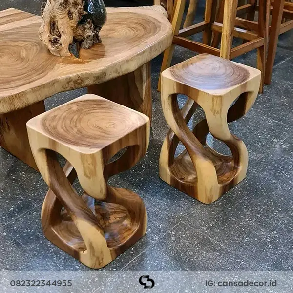 kursi kayu trembesi
